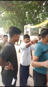 दो पक्षों में जमकर हुई मारपीट,