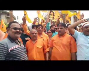 बांग्लादेश में हिंदुओं पर अत्याचार बंद किया जाए,