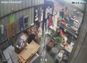 अपराधियों के हौसले बुलंद CCTV मे कैद हुई घटना 