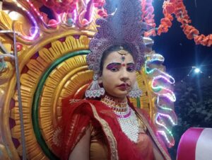 माता दुर्गा की मूर्तियों का विसर्जन बड़ी धूमधाम से संपन्न हुआ 