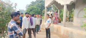 पुलिस ने शव को पोस्टमार्टम के लिए भेजा