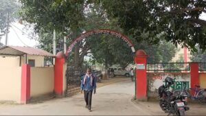 लाचार पिता बेटी की बरामदगी के लिए लगा रहा थाने से पुलिस आफिस का चक्कर,