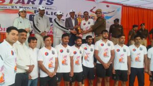 उत्तर जिले की पुलिस-पब्लिक वॉलीबॉल लीग में आमेर टीम फाइनल में विजेता रही।