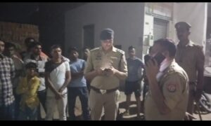 गोली चलने से फैली दहशत