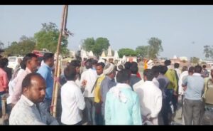 संभल में गंगा नहाते समय गहरे जल में पैर फिसलने से युवक लापता,