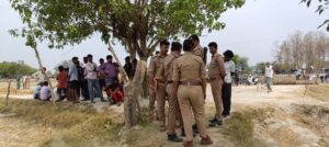 लखनऊ के नगराम थाना क्षेत्र के कुबहरा गांव में युवक का मिला शव
