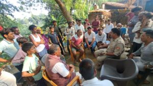 पति वियोग में पत्नी ने फांसी लगाकर की आत्महत्या