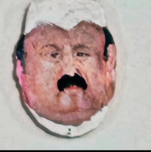 दाल के दाने पर दिखे राहुल गांधी सराही गई कैंसर पीड़ित आर्टिस्ट नसीम कि कलाकारी