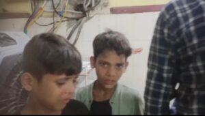 रेलवे स्टेशन पर जीआरपी पुलिस को संदिग्ध अवस्था में मिले दो नाबालिक बच्चे।