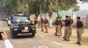 पुलिस अधीक्षक दीपक भूकर के द्वारा डायल 112 की 12 नवीन वाहनों को हरी झण्डी दिखाकर किया गया रवाना