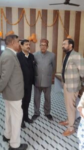 प्रदीप गर्ग के नेतृत्व में श्री बांके बिहारी मंदिर परिसर में पुस्तकालय का संयुक्त हुआ भव्य उद्घाटन, 