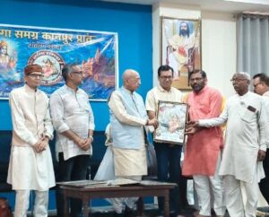 पर्यावरण पानी पेड़ पहरूवा प्रवीण पांडेय हुए सम्मानित