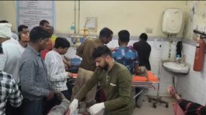 अज्ञात वाहन की टक्कर से बुजुर्ग महिला की दर्दनाक मौत।