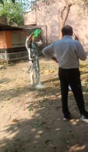 चकबंदी विवाद से परेशान किसान ने कलेक्ट्रेट परिसर में किया आत्मदाह का प्रयास