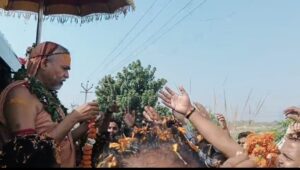 ककोर में समाजवादी पार्टी कार्यालय के के बाहर गविष्ठी यात्रा का भव्य स्वागत, गौमाता को राष्ट्रमाता का दर्जा देने की उठी मांग*